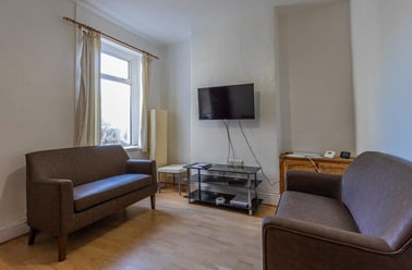 Hirwain Street, Cathays, Cardiff - Image 2